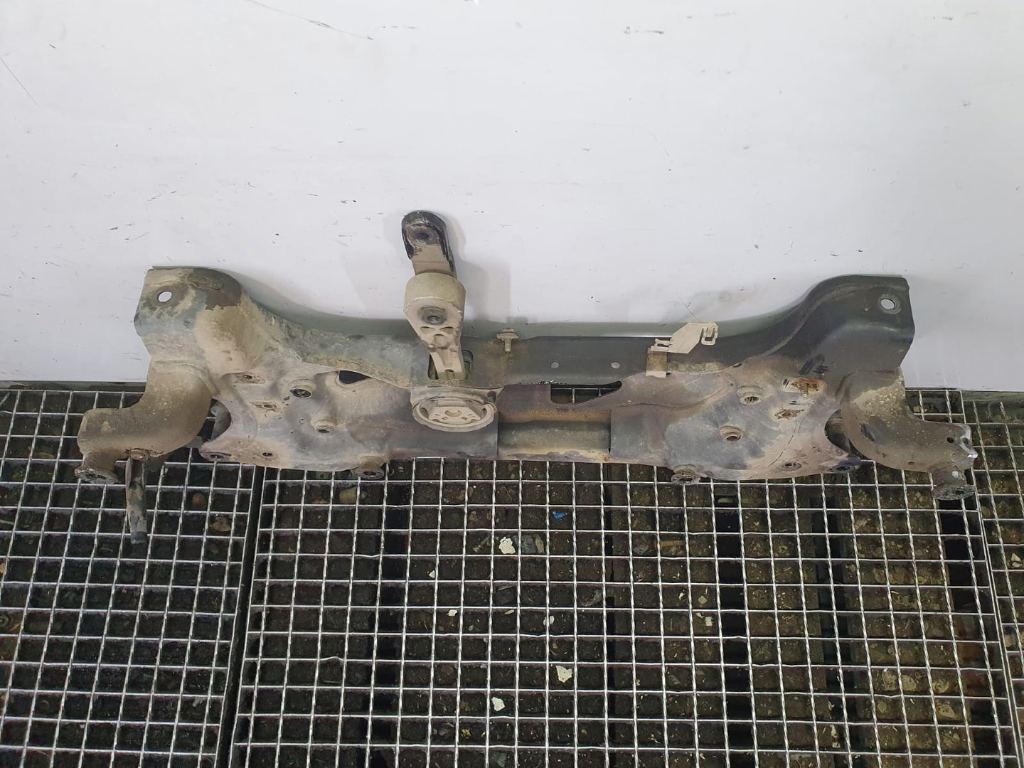 Cadru motor 5c0199369e Volkswagen Jetta 6 (2010 - 2014)