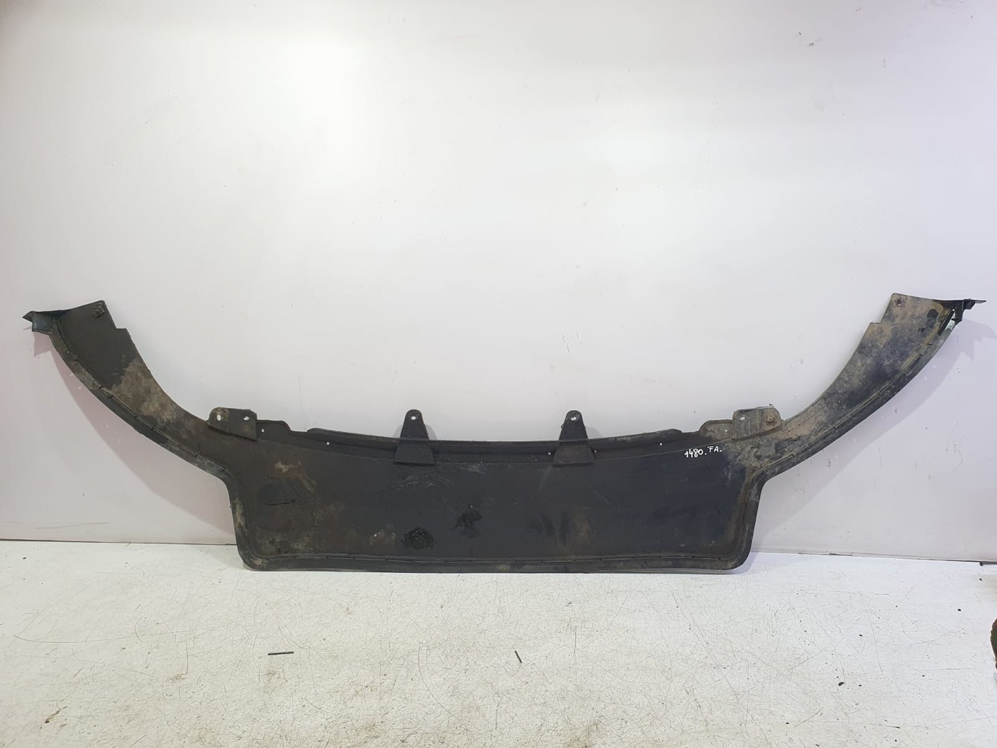 Ornament bara fata 5c1423051e Volkswagen Jetta 6 (2010 - 2014)