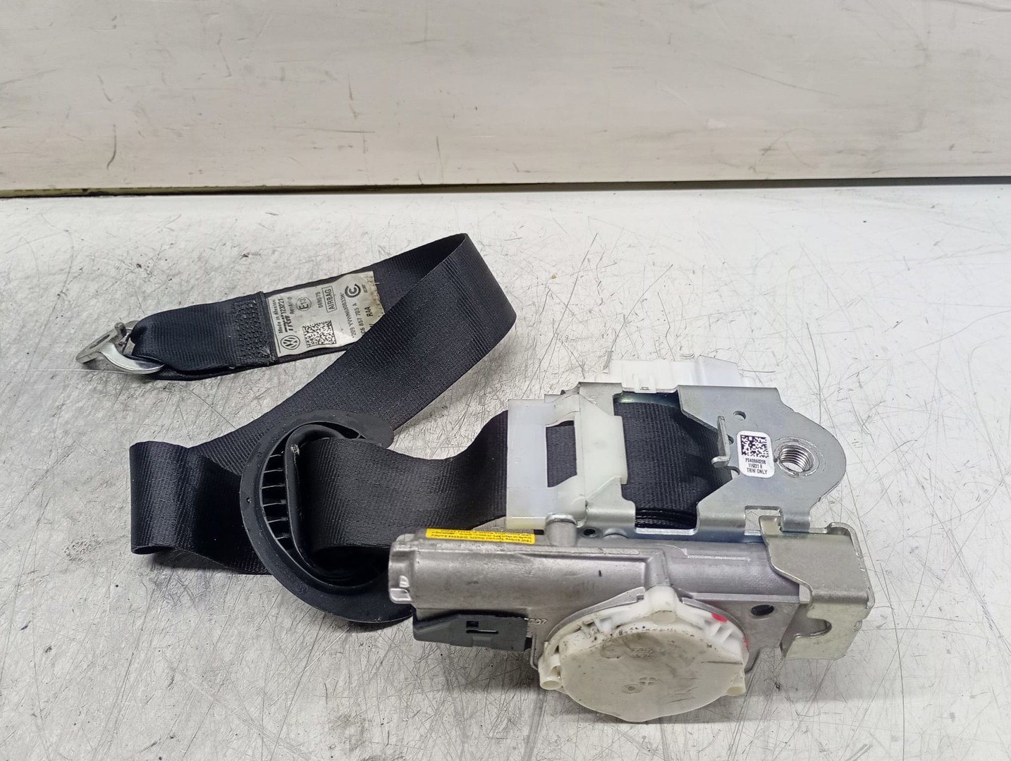 Centura siguranta stanga fata 5c6857705A Volkswagen Jetta 6 (2010 - 2014)