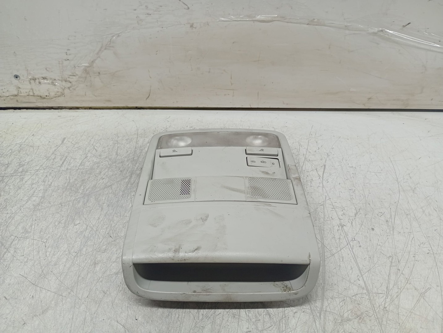 Plafoniera 1k0947133 Volkswagen Jetta 6 (2010 - 2014)