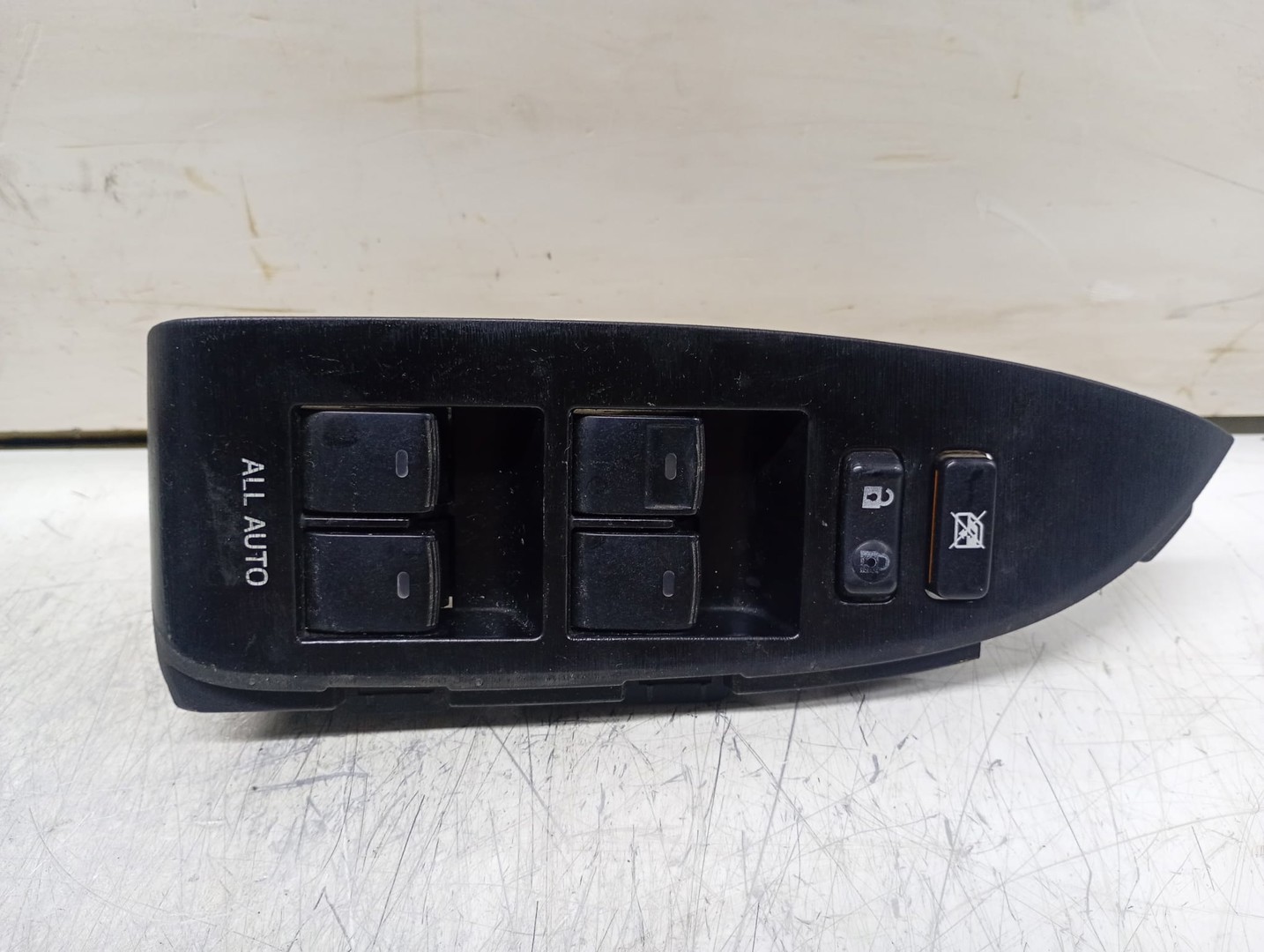 Panou comanda geamuri 515220 Toyota Prius XW30 (2009 - 2011)