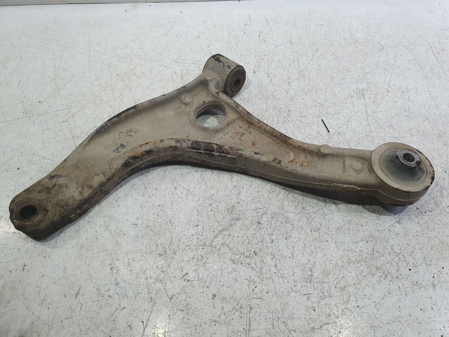 Brat suspensie fata Renault Master 3 (2010 - 2015)
