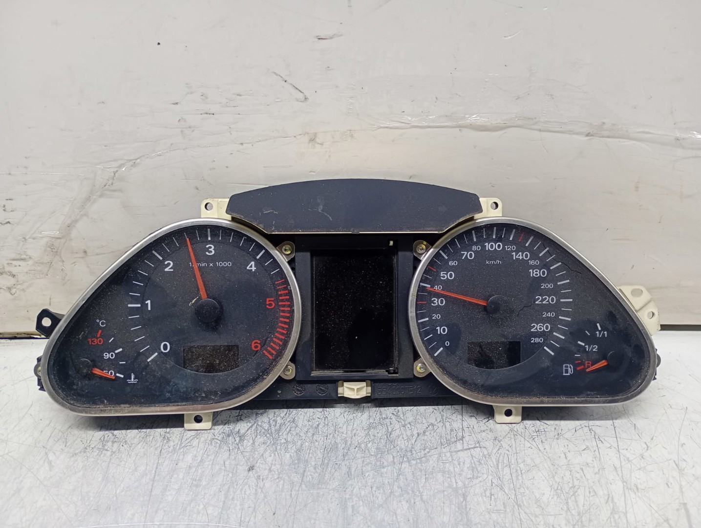 Ceasuri de bord 4F0920901 Audi A6 4F/C6 (2004 - 2008)