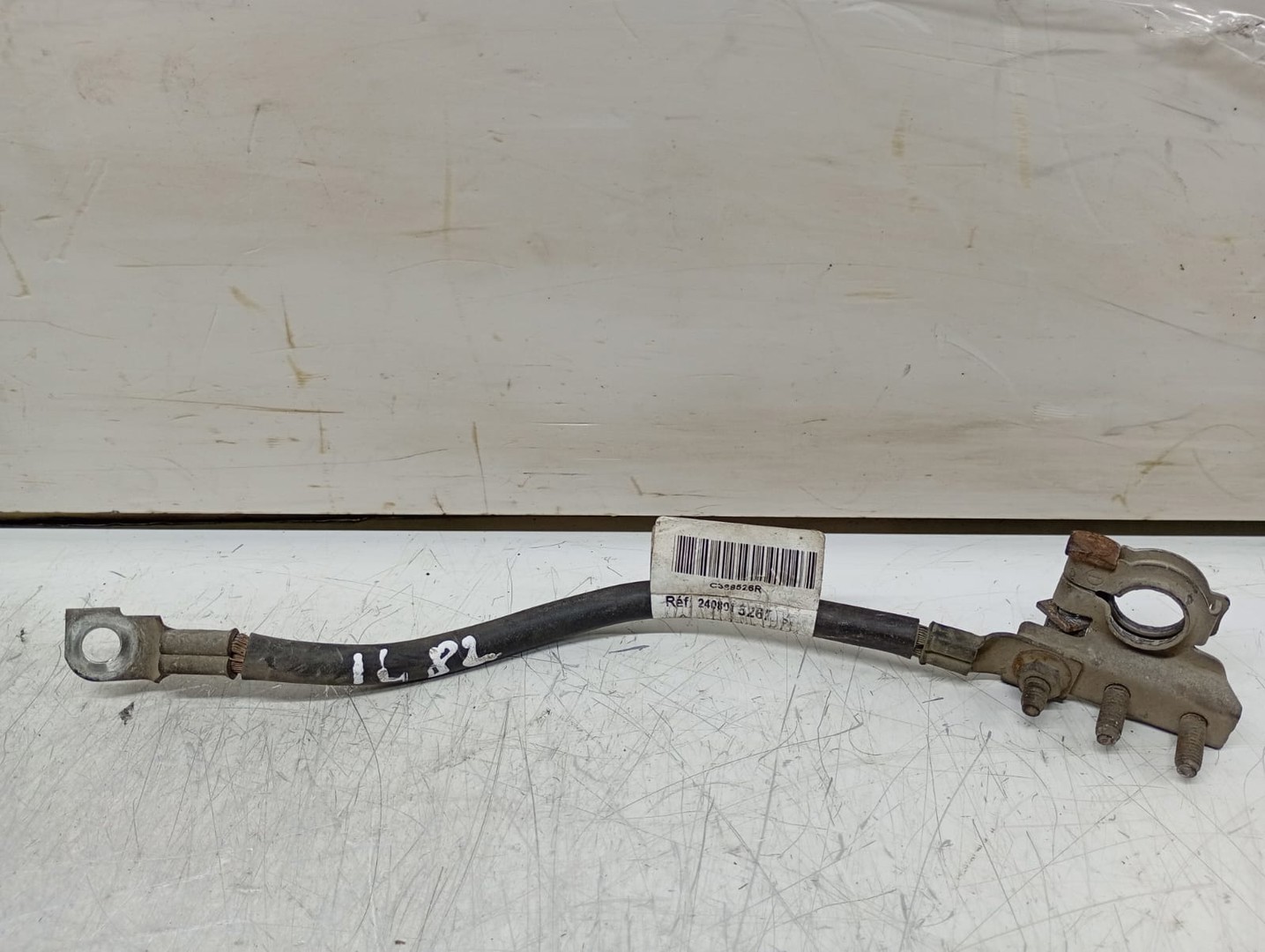 Borna baterie 801526R Renault Master 3 (2010 - 2015)