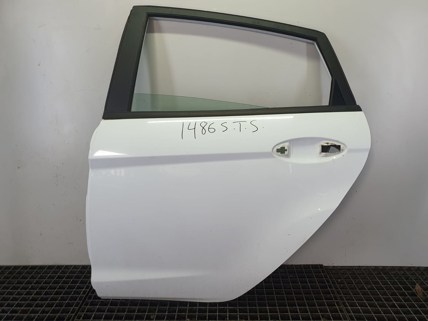 Usa stanga spate Ford Fiesta 6 (facelift) (2013 - 2020)