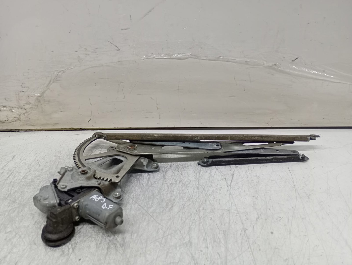 Macara geam dreapta fata Toyota Prius XW30 (2009 - 2011)