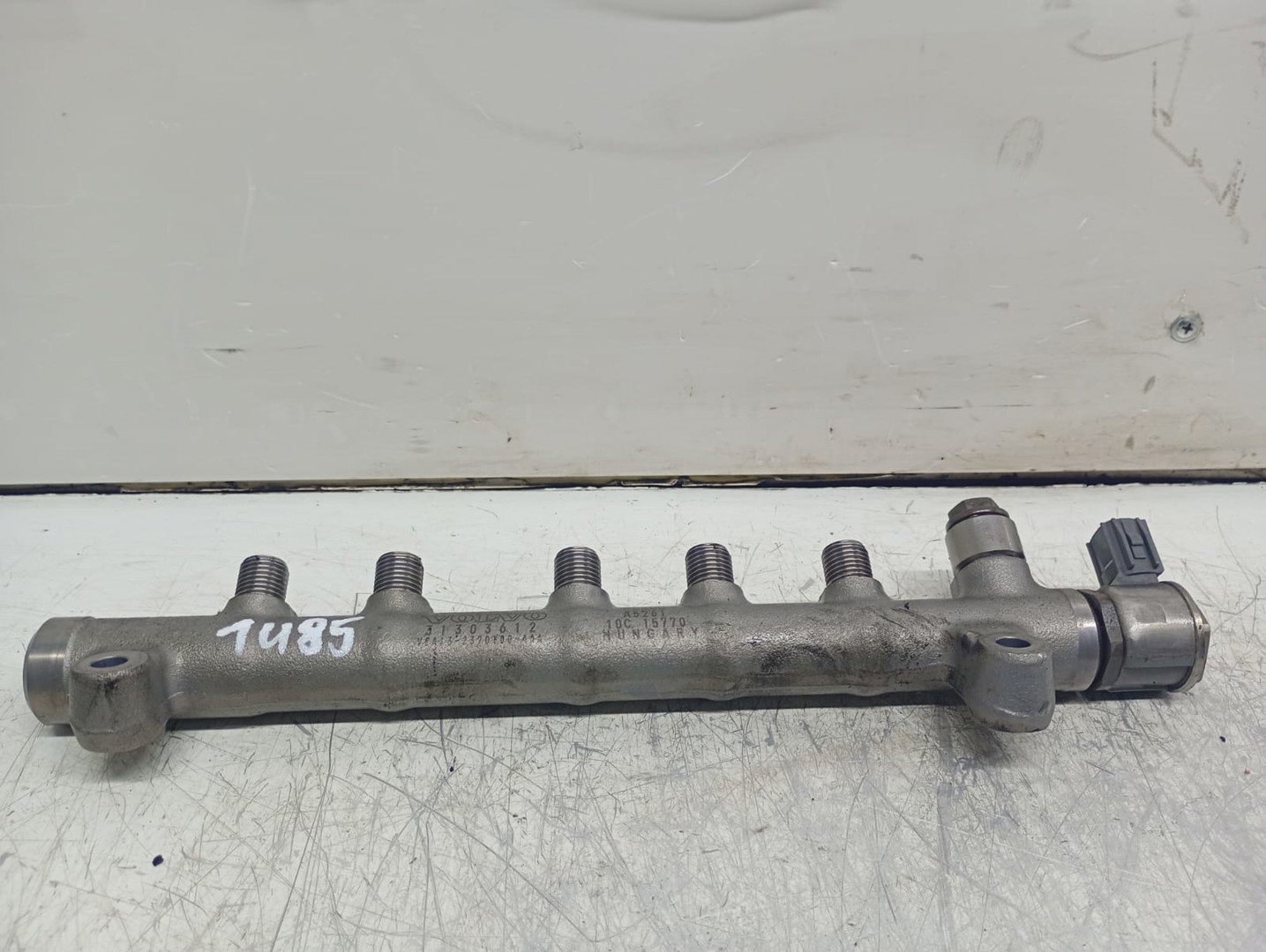 Rampa injectoare 31303612 Volvo V60 2 (2018 - 2020)