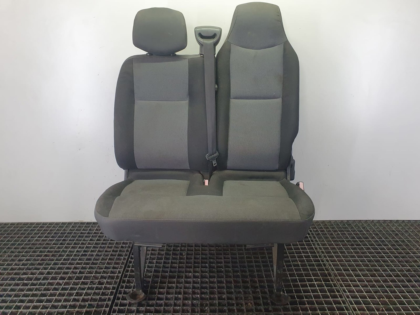Bancheta fata Renault Master 3 (2010 - 2015)