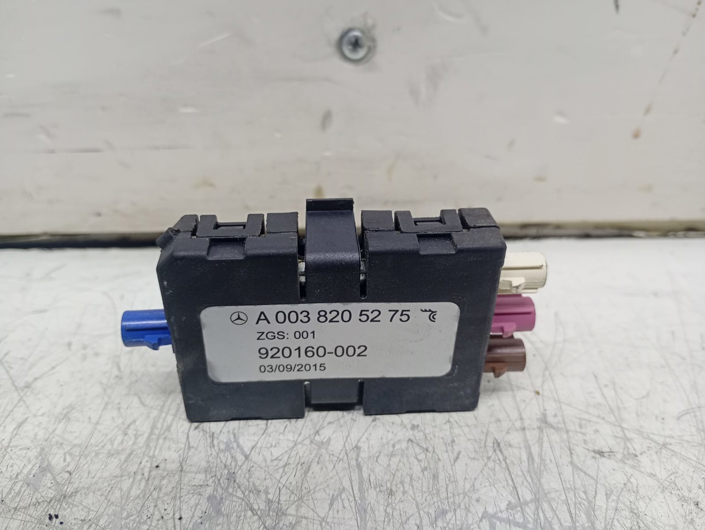 Amplificator antena A0038205275 Mercedes Benz Actros MP4 1 (2011 - 2019)