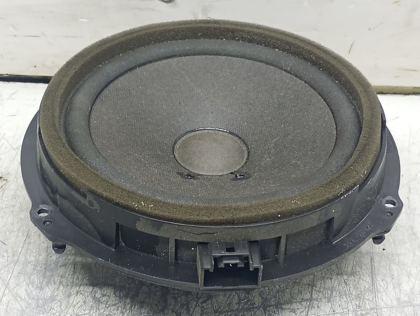 Boxa difuzor 8A6T-18808-AC Ford S-Max 1 (facelift) (2010 - 2015)