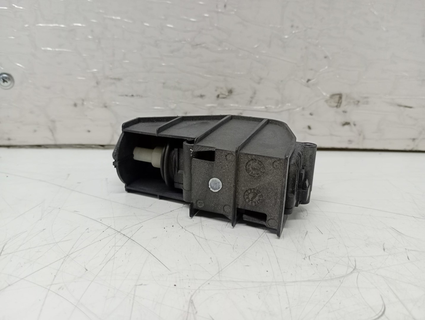Motoras rezervor 6M21-220A20-AD Ford S-Max 1 (facelift) (2010 - 2015)