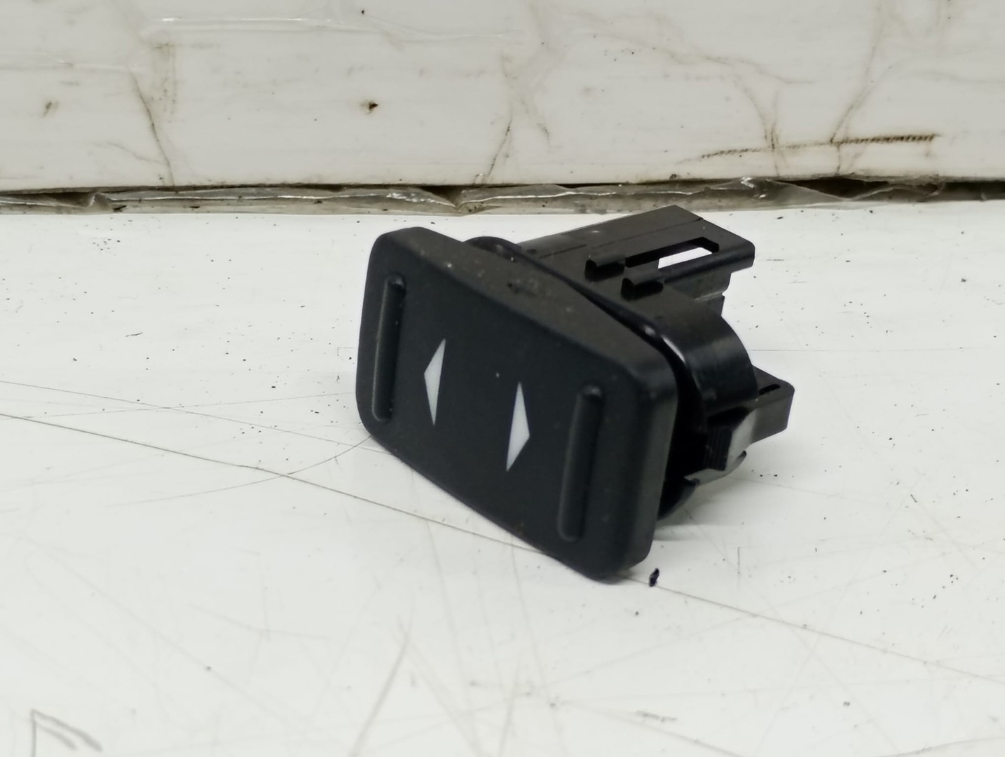 Buton geam 6M2T-14529-AC Ford Mondeo MK4 (2007 - 2010)