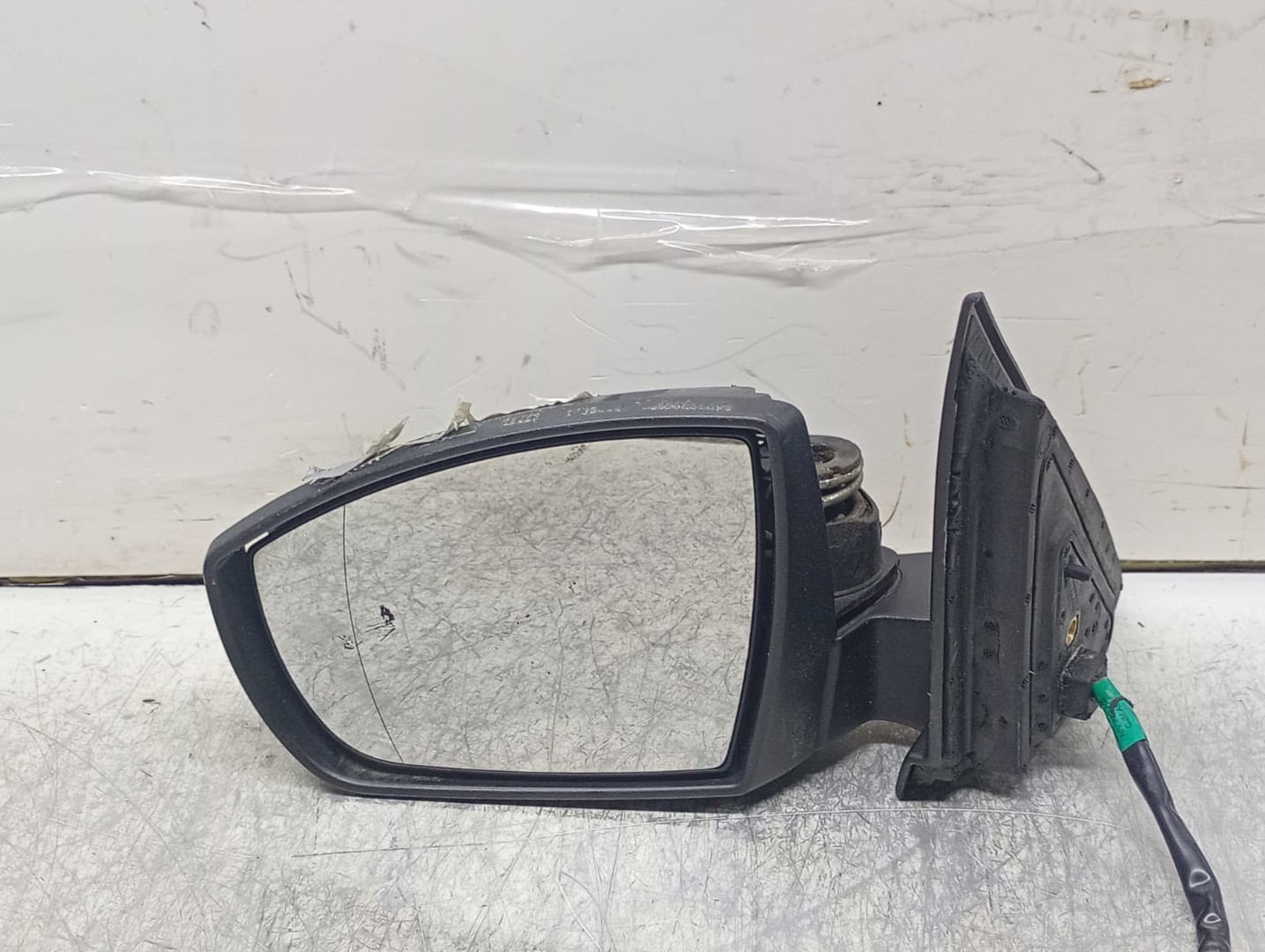 Oglinda stanga E9014347 Ford S-Max 1 (facelift) (2010 - 2015)