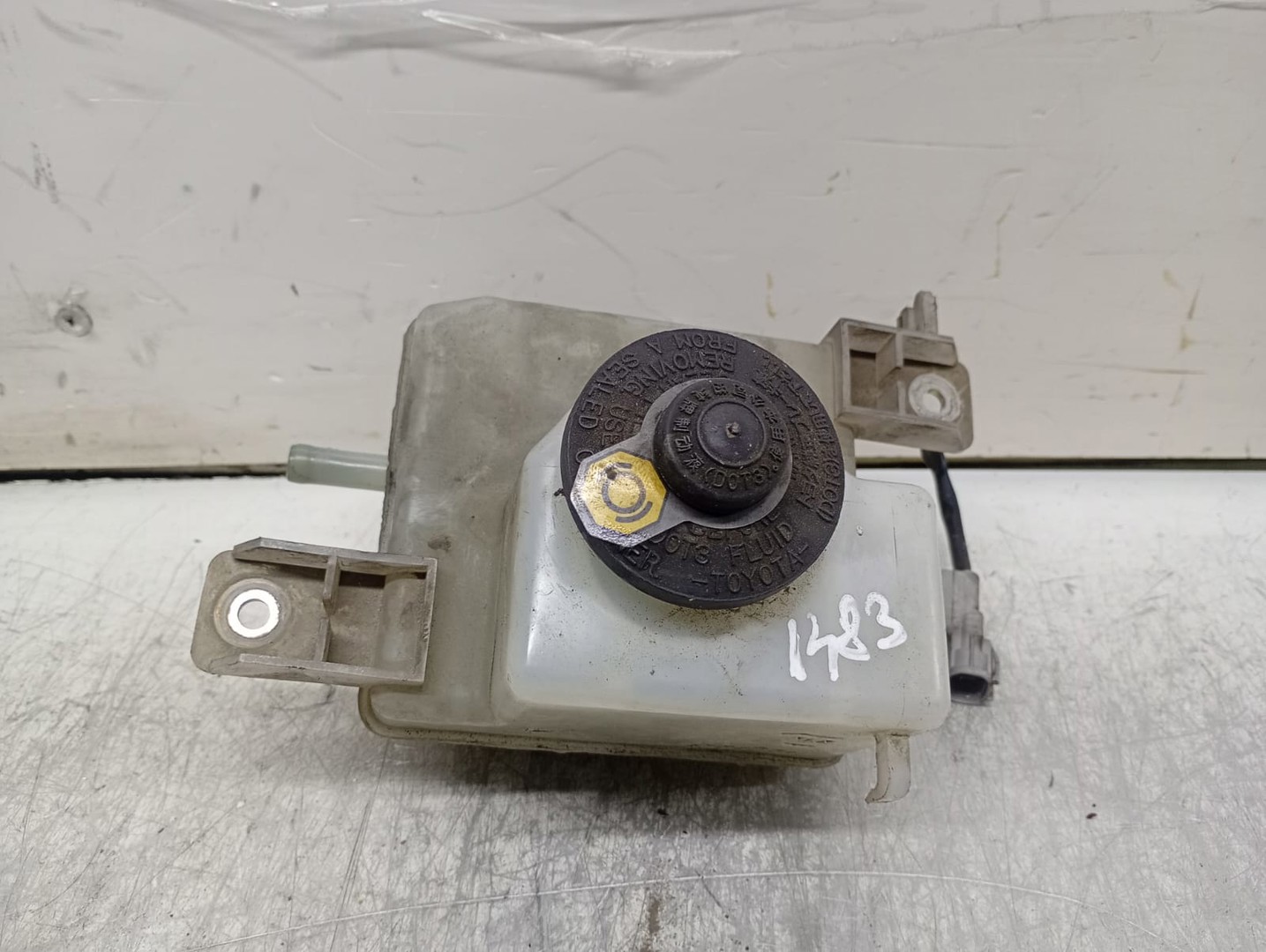 Vas lichid frana Toyota Prius XW30 (2009 - 2011)
