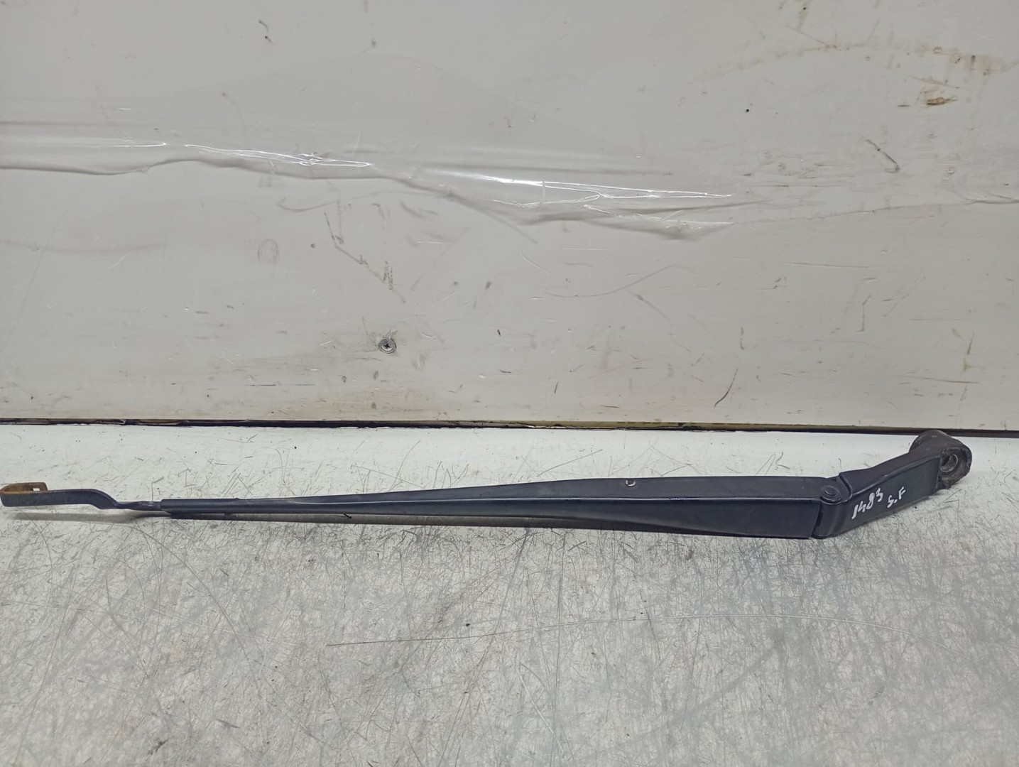 Brat stergator parbriz stanga Toyota Prius XW30 (2009 - 2011)
