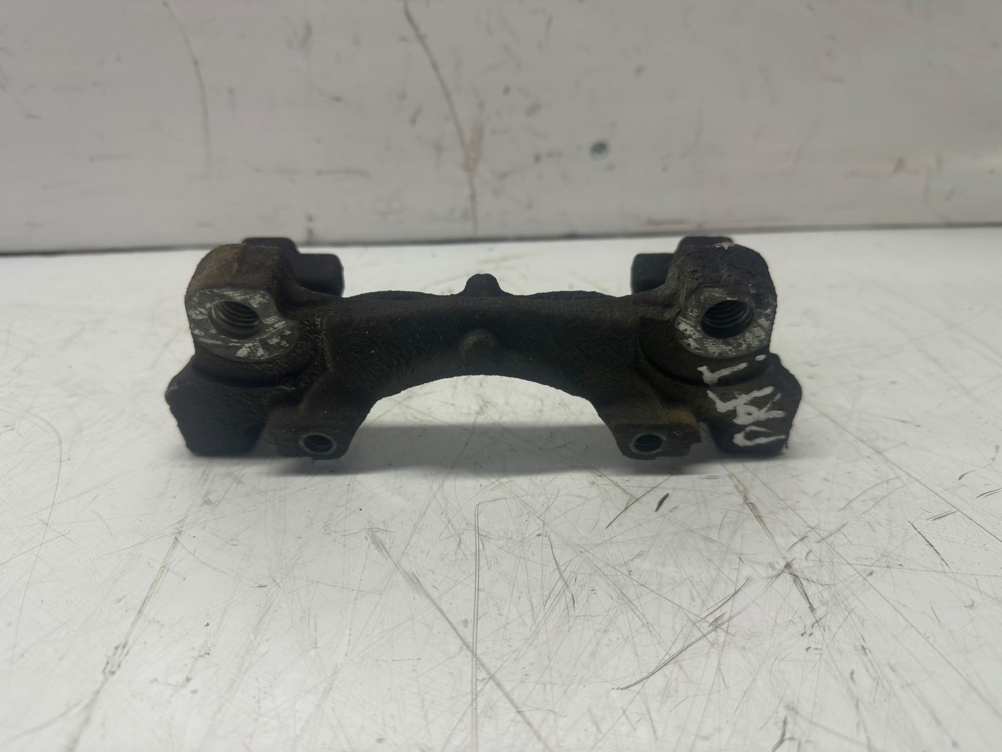 Suport etrier dreapta fata Ford S-Max 1 (facelift) (2010 - 2015)