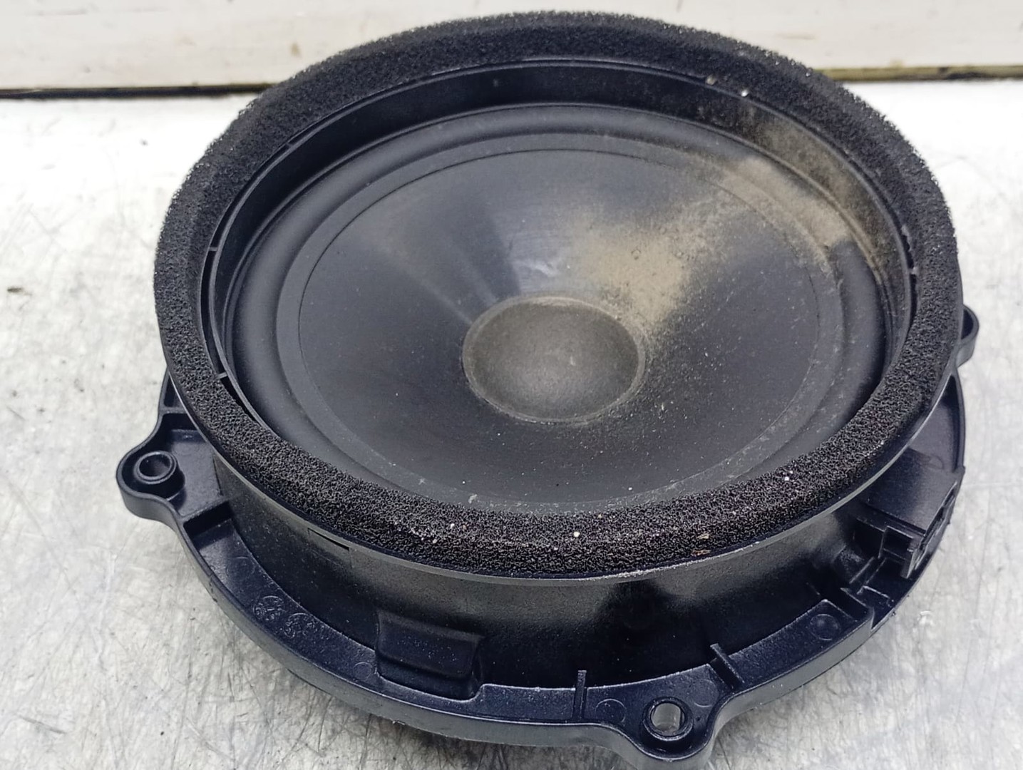 Boxa difuzor 5H22-70451-LB Land Rover Range Rover Sport 1 (facelift) (2009 - 2013)