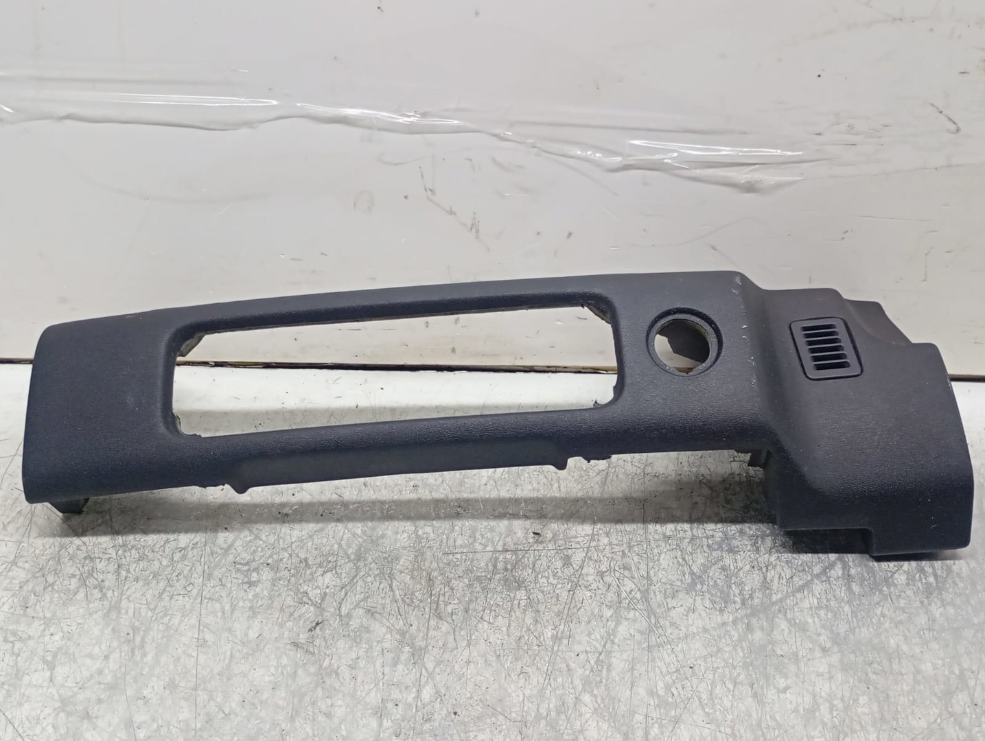 Ornament interior AH32-04302 Land Rover Range Rover Sport 1 (facelift) (2009 - 2013)