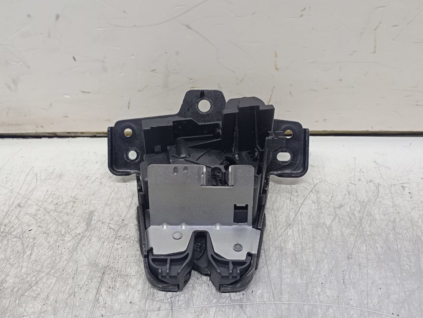 Broasca haion 32149889 Volvo V60 2 (2018 - 2020)
