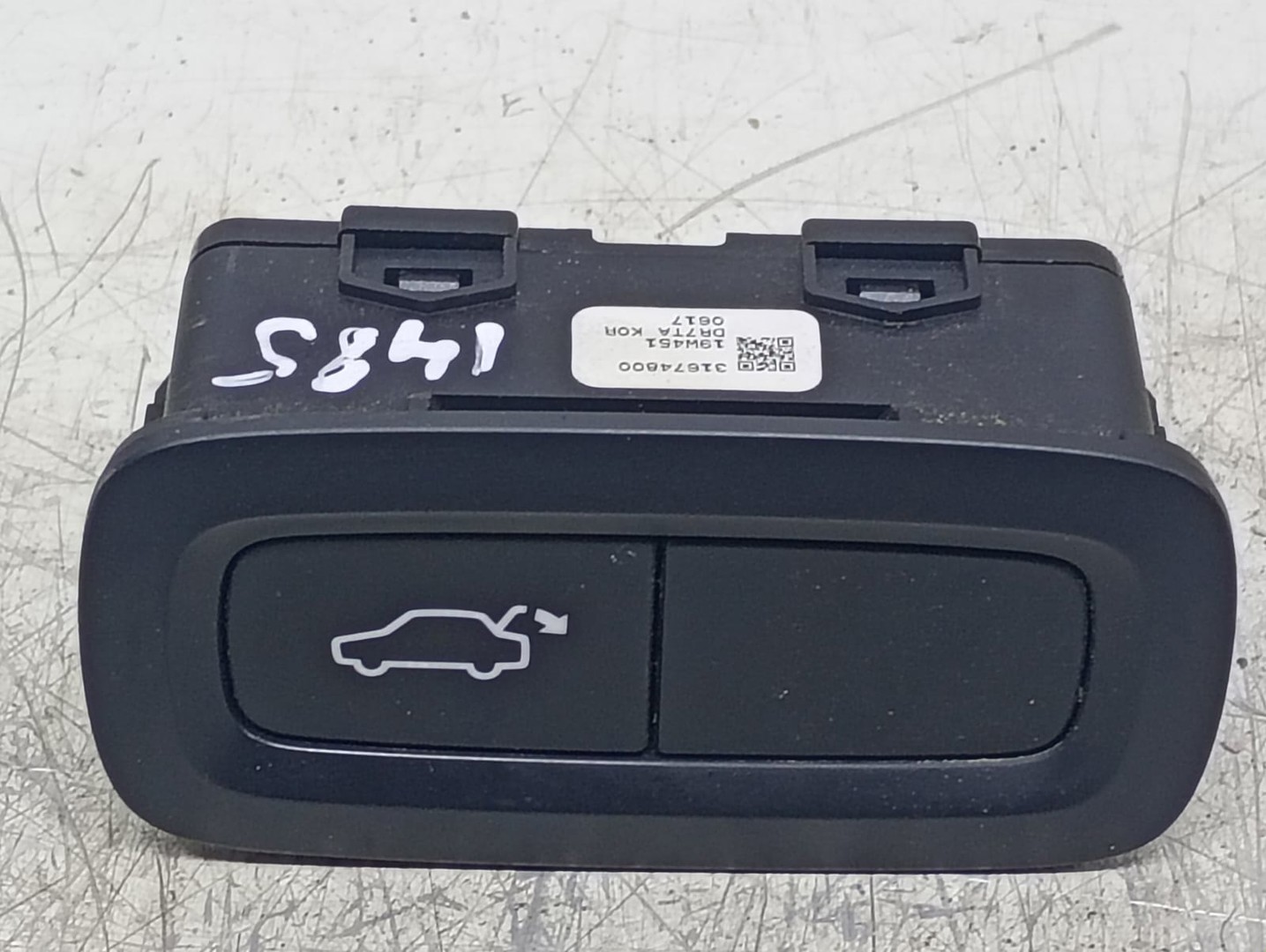 Buton portbagaj 31674800 Volvo V60 2 (2018 - 2020)