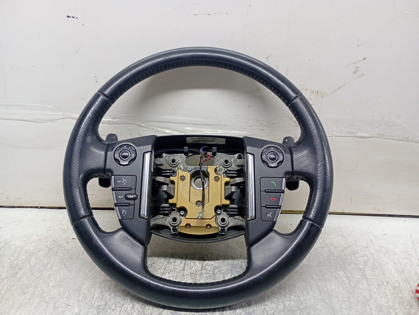 Volan in 4 spite cu comenzi AH323600SD Land Rover Range Rover Sport 1 (facelift) (2009 - 2013)
