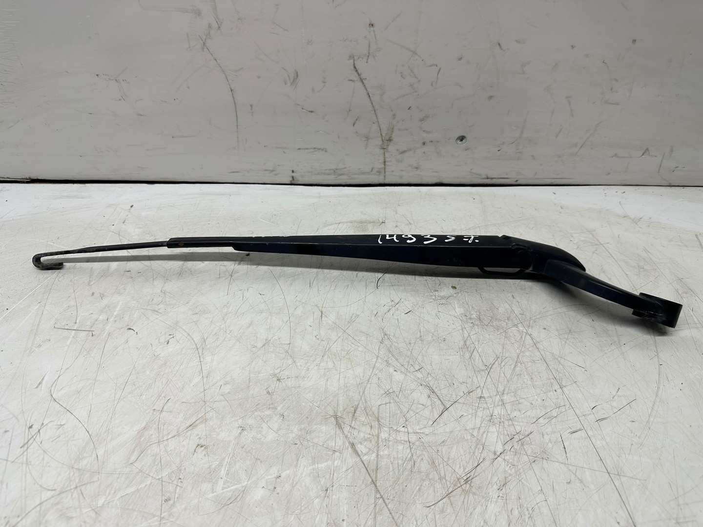 Brat stergator parbriz stanga Land Rover Range Rover Sport 1 (facelift) (2009 - 2013)