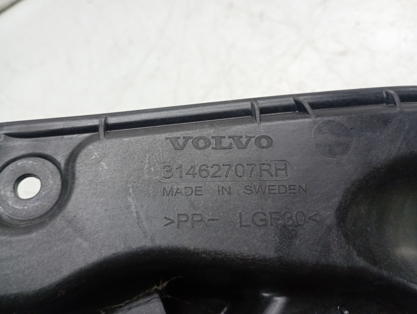 Macara geam dreapta spate 31462707RH Volvo V60 2 (2018 - 2020)
