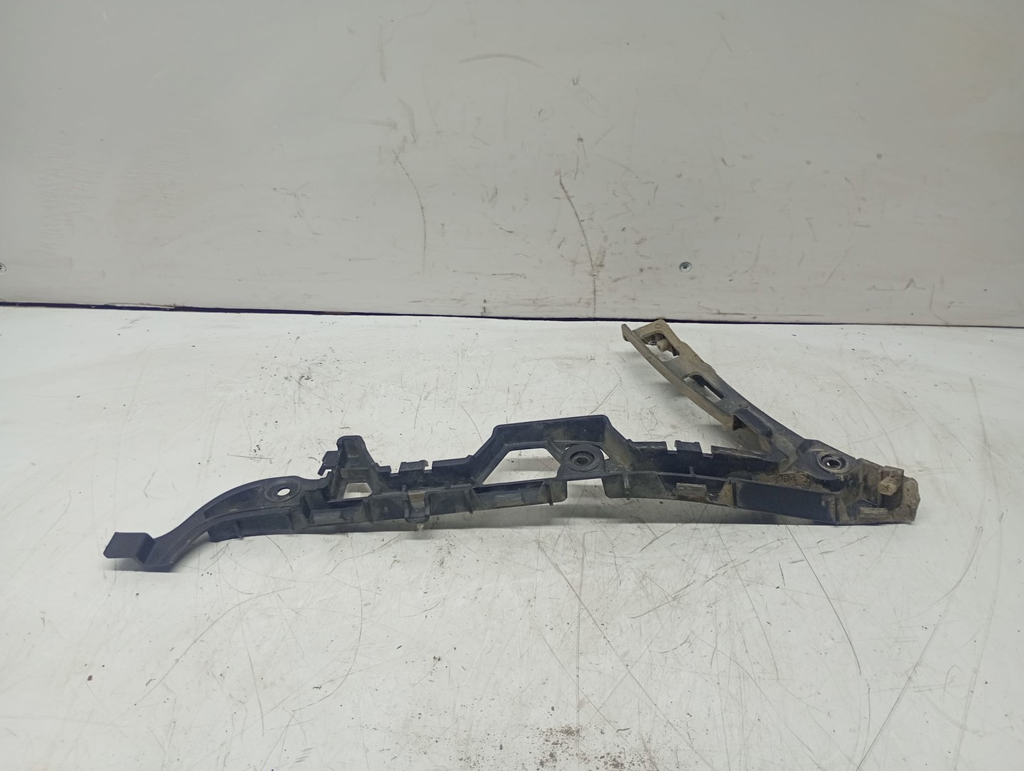Suport bara spate ah32-17a881 Land Rover Range Rover Sport 1 (facelift) (2009 - 2013)