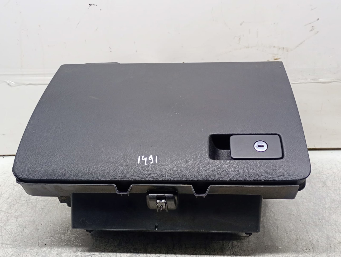 Torpedou 3C1857097AQ Volkswagen Passat B6 (2005 - 2010)