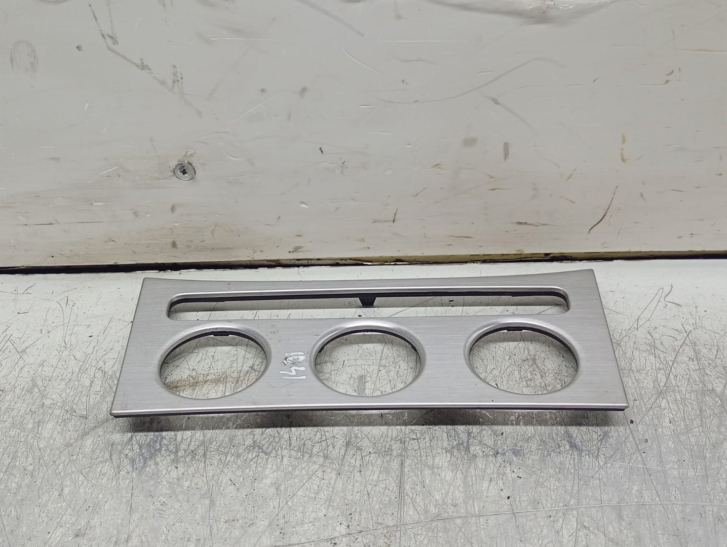 Ornament bord 3C0863100 Volkswagen Passat B6 (2005 - 2010)