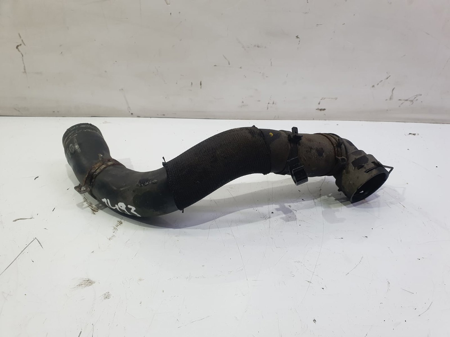 Conducta apa Ah22-8260-db Land Rover Range Rover Sport 1 (facelift) (2009 - 2013)