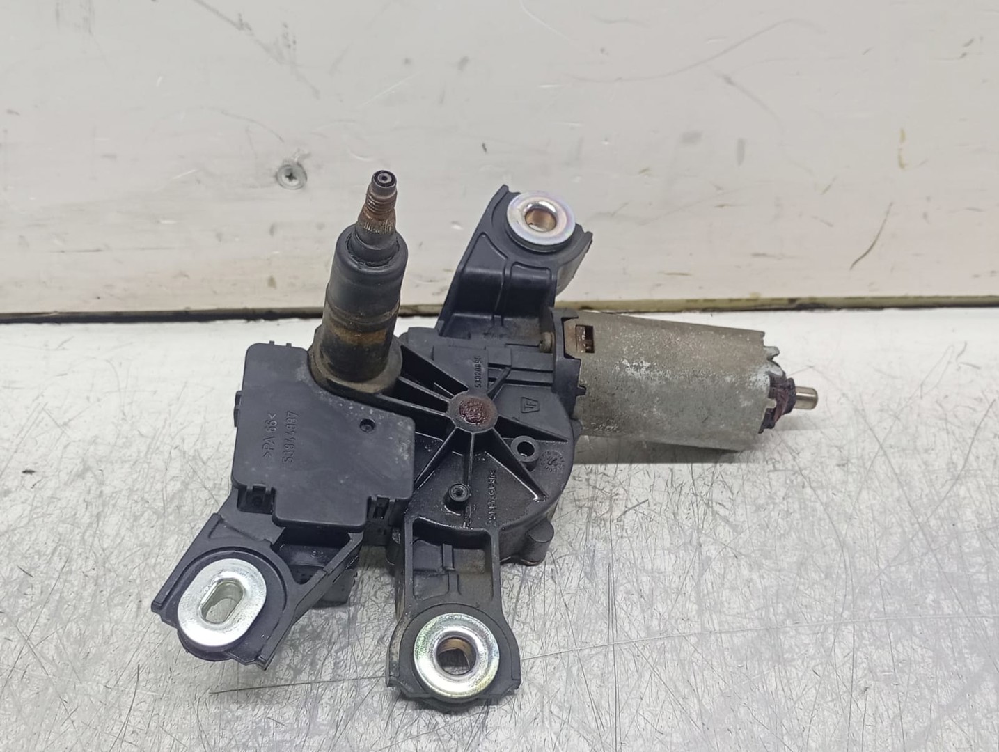 Motoras stergator haion 53844887 Volkswagen Passat B6 (2005 - 2010)