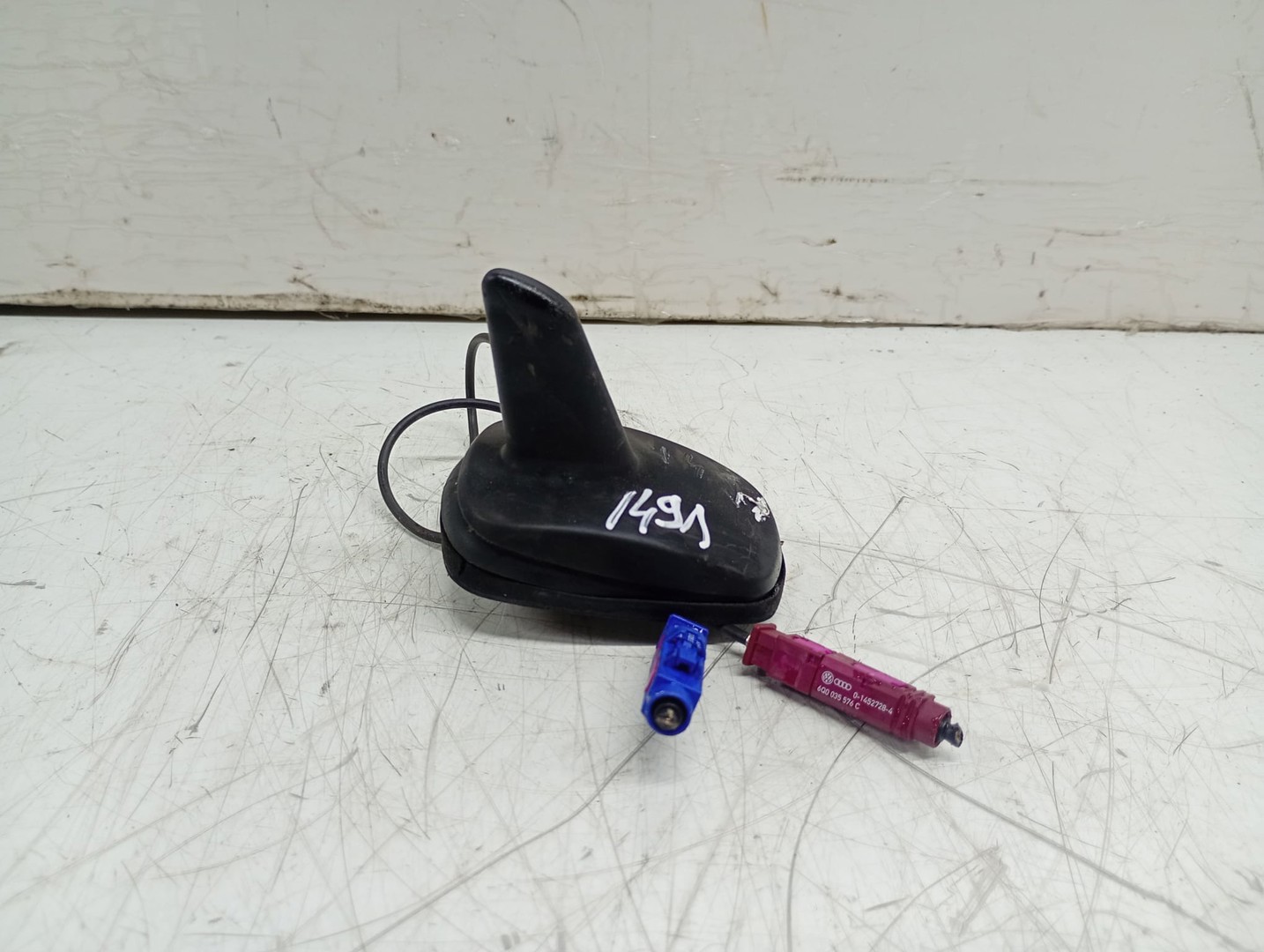 Antena gps 1K0035507K Volkswagen Passat B6 (2005 - 2010)
