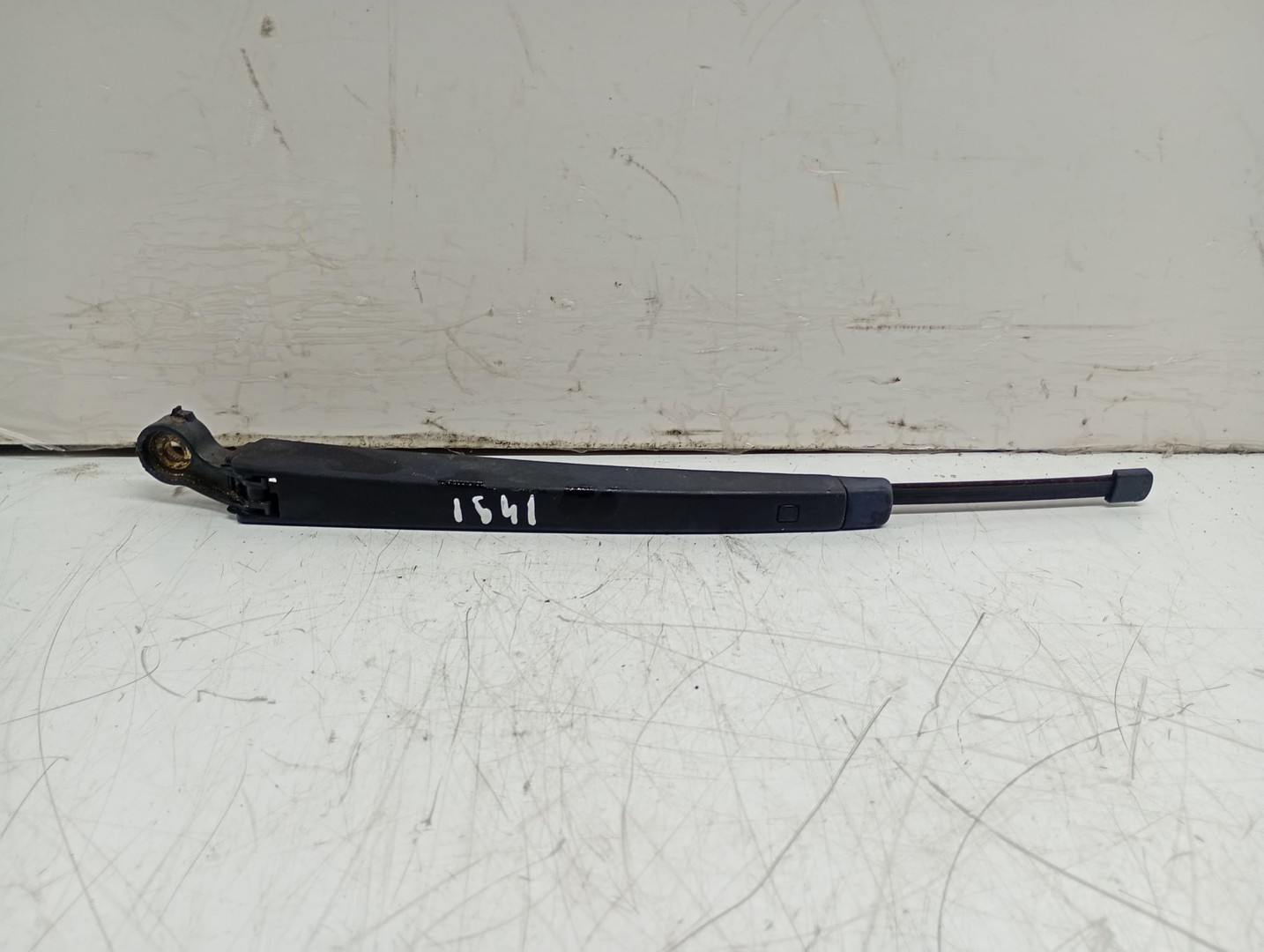 Brat stergator luneta Volkswagen Passat B6 (2005 - 2010)
