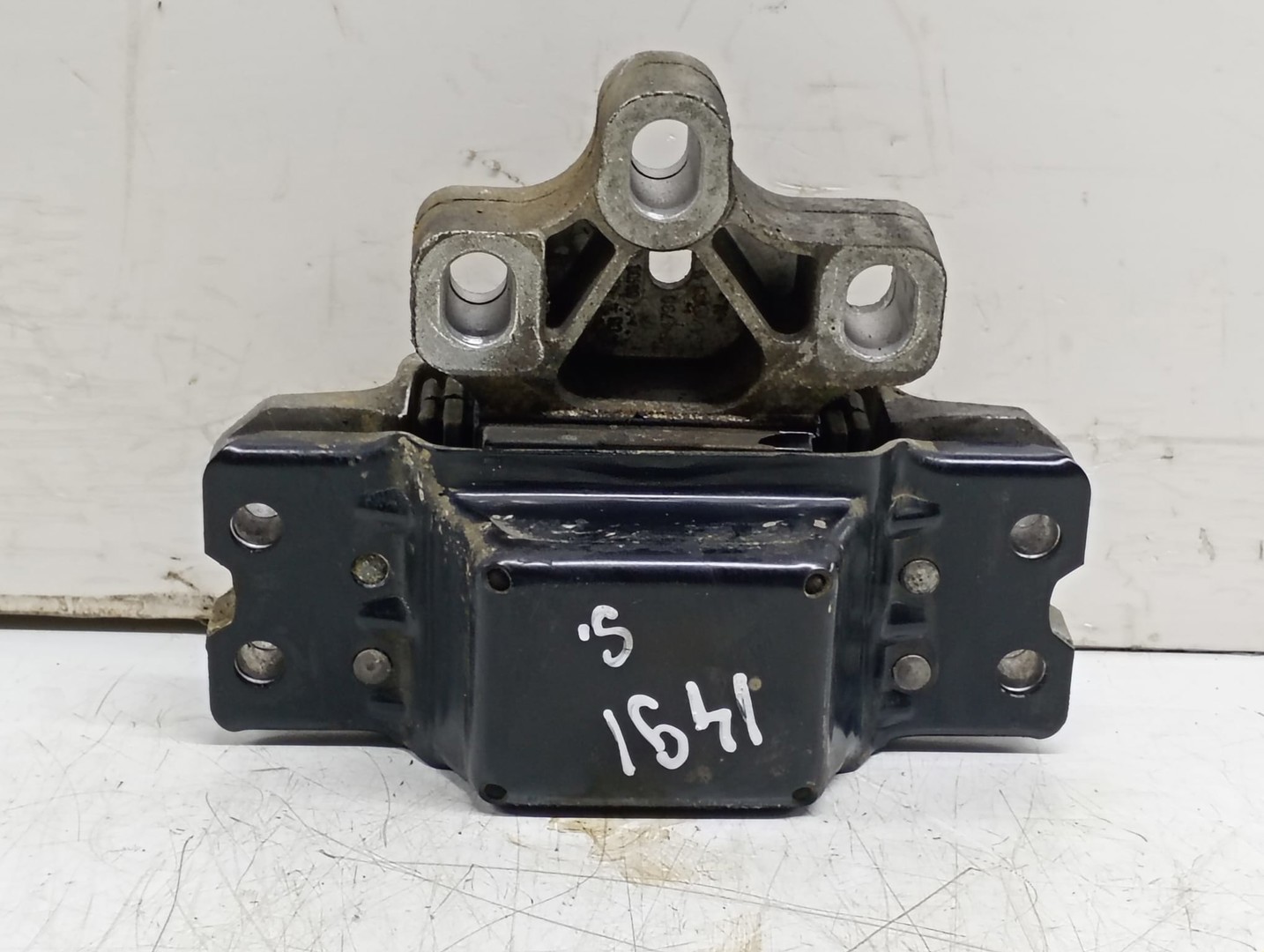 Suport motor 3C0199555 Volkswagen Passat B6 (2005 - 2010)