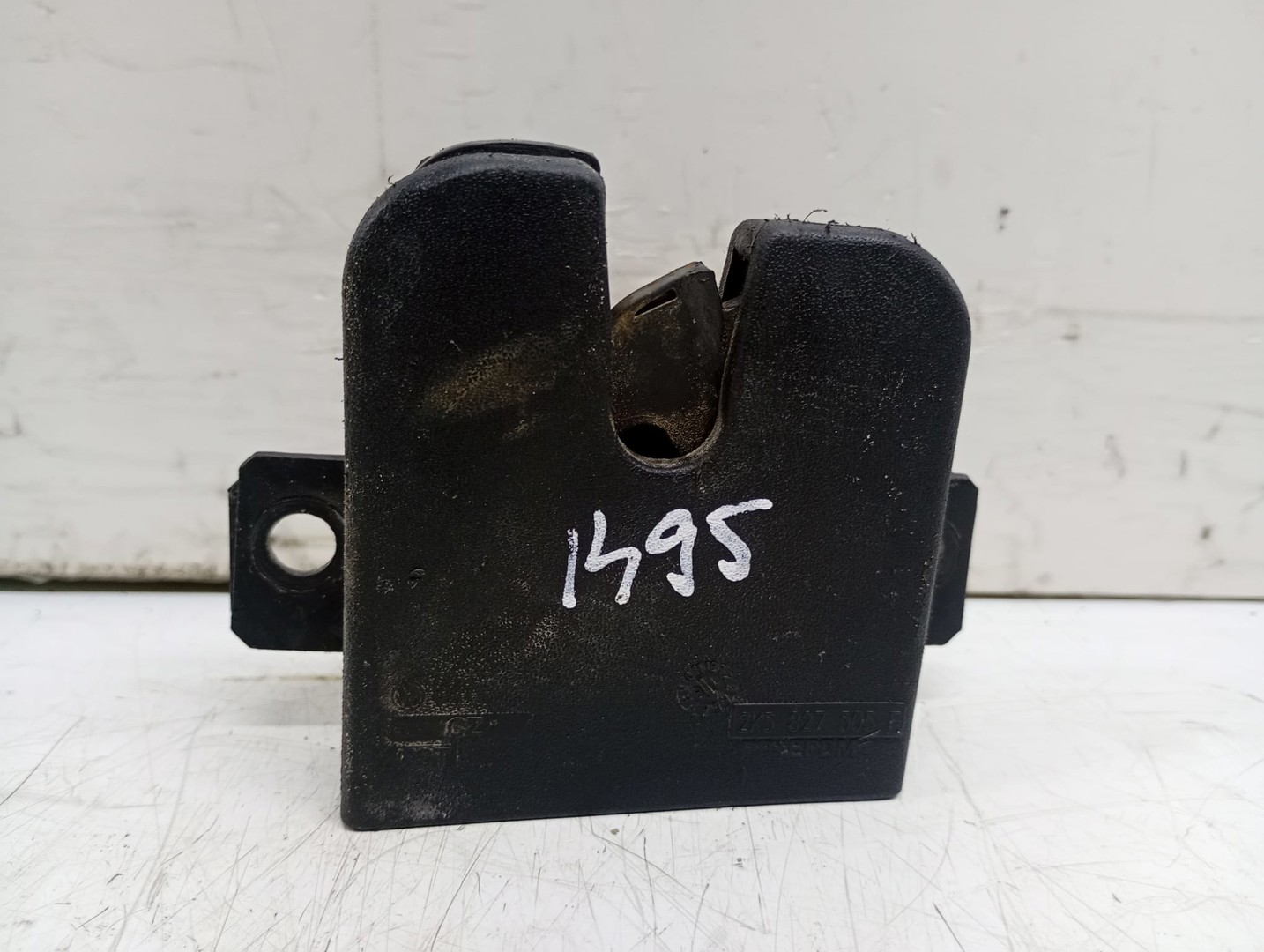 Broasca stanga spate 2K5827505F Volkswagen Caddy 4 (2015 - 2020)