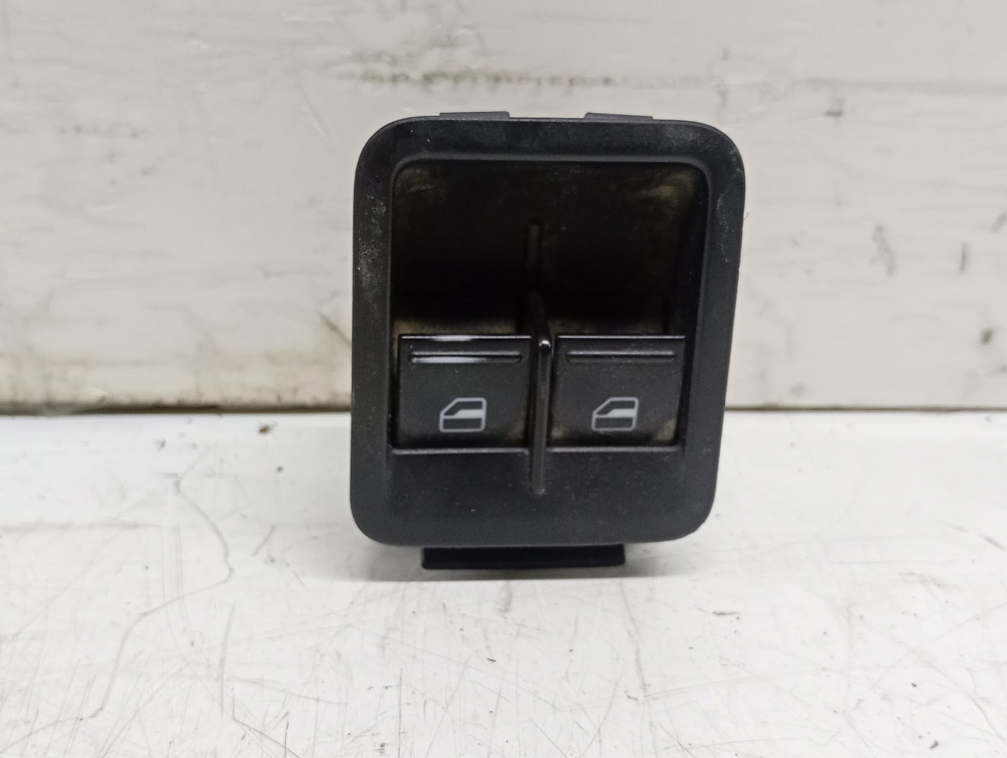 Panou comanda geamuri 2K5868247H Volkswagen Caddy 4 (2015 - 2020)