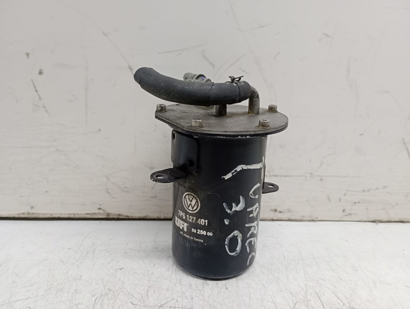 Carcasa filtru combustibil 7P6127401 Volkswagen Touareg 2 (7P) (2010 - 2014)