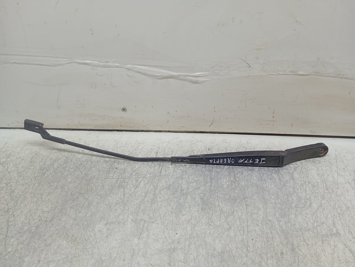 Brat stergator parbriz dreapta 1k5955410B Volkswagen Golf 6 (2008 - 2015)