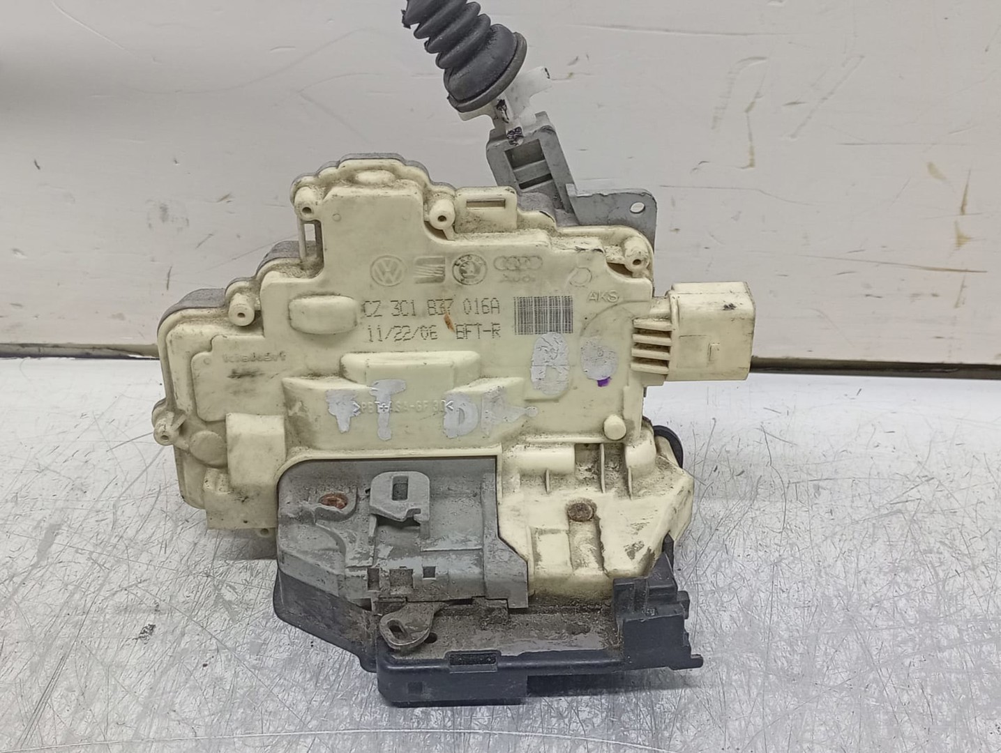 Broasca dreapta fata 3C1837016A Volkswagen Passat B6 (2005 - 2010)