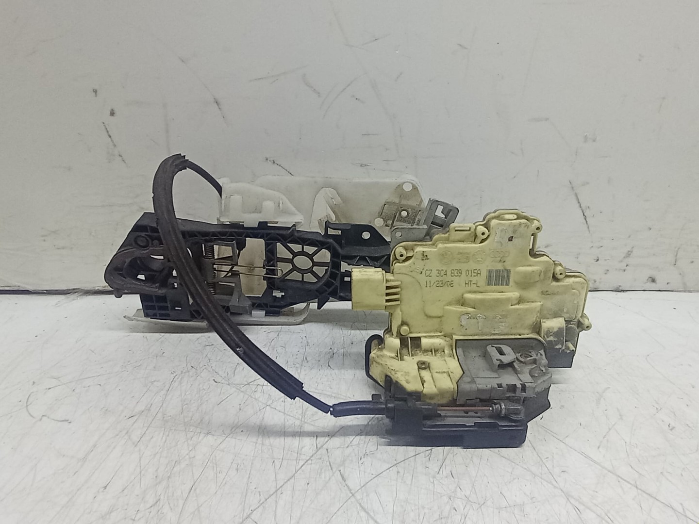 Broasca stanga spate 3C4839015A Volkswagen Passat B6 (2005 - 2010)