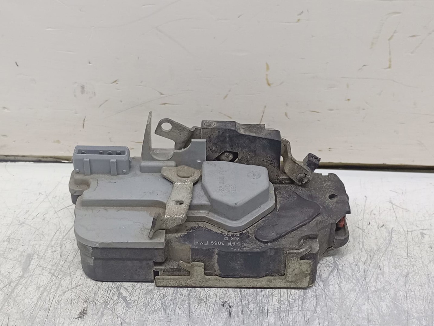 Broasca dreapta spate Peugeot 206 1 (facelift) (2002 - 2009)