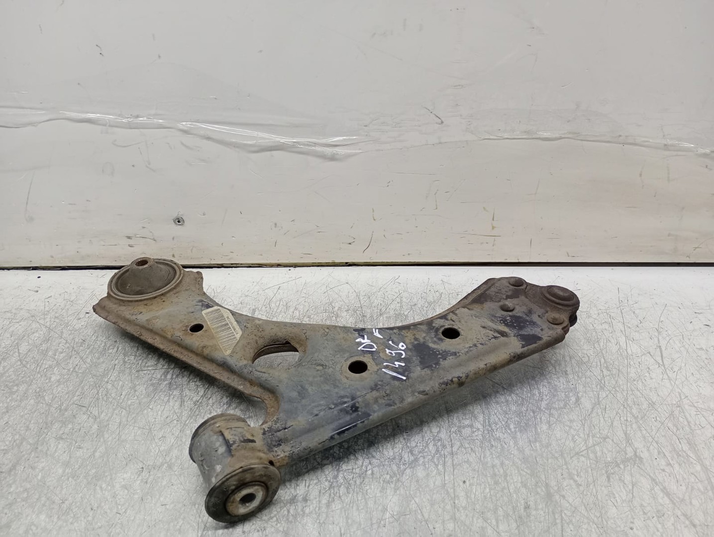 Brat suspensie dreapta fata Opel Corsa D (2006 - 2011)
