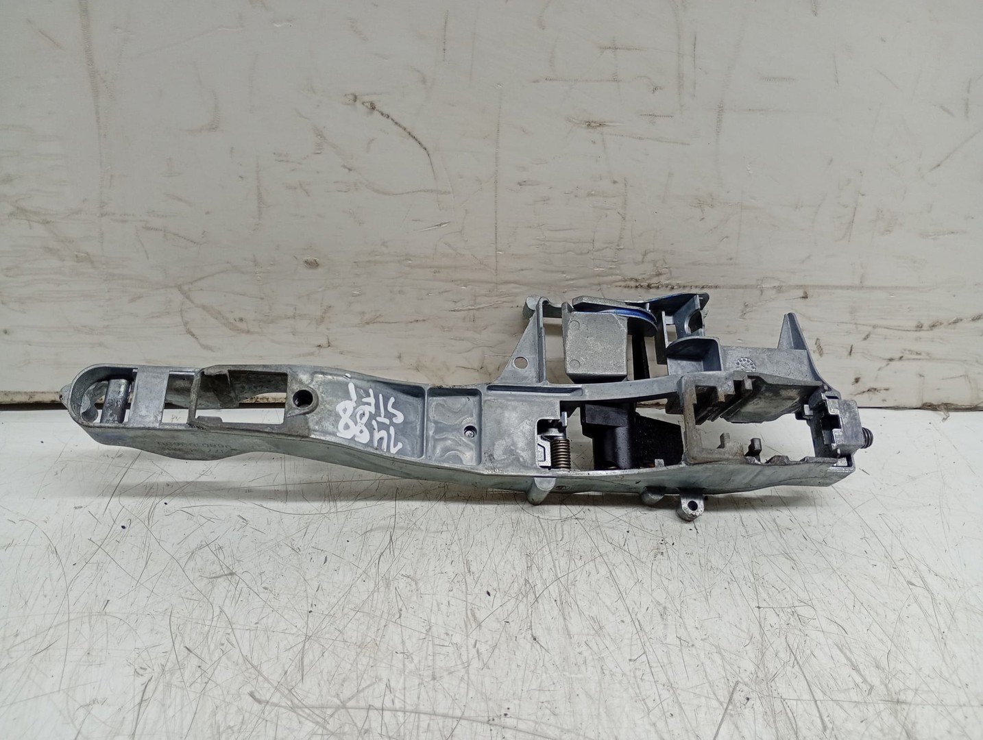 Suport maner exterior 9680168680 Peugeot 208 1 (2012 - 2016)