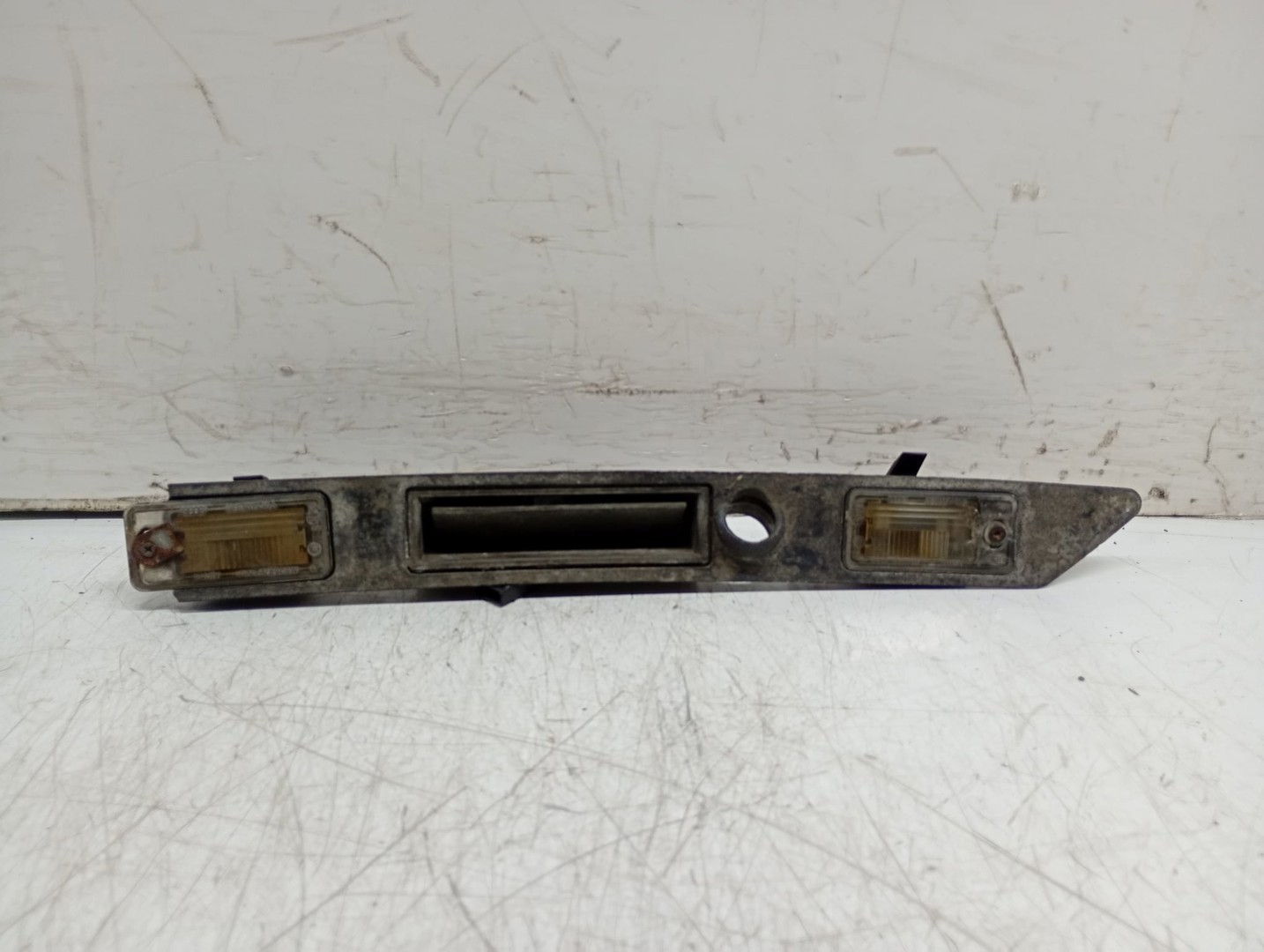 Maner deschidere haion 8e0827 Audi A4 B6 (2000 - 2005)
