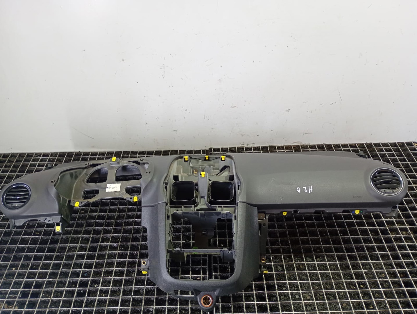 Plansa bord Opel Corsa D (2006 - 2011)
