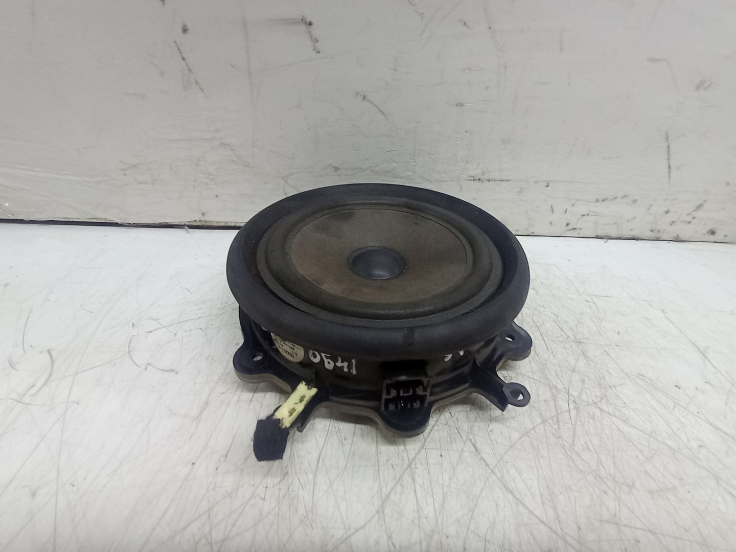 Boxa difuzor 8E0035411 Audi A4 B6 (2000 - 2005)