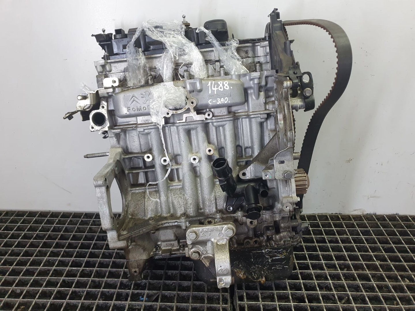 Motor complet fara anexe DV6DTED Peugeot 208 1 (2012 - 2016)