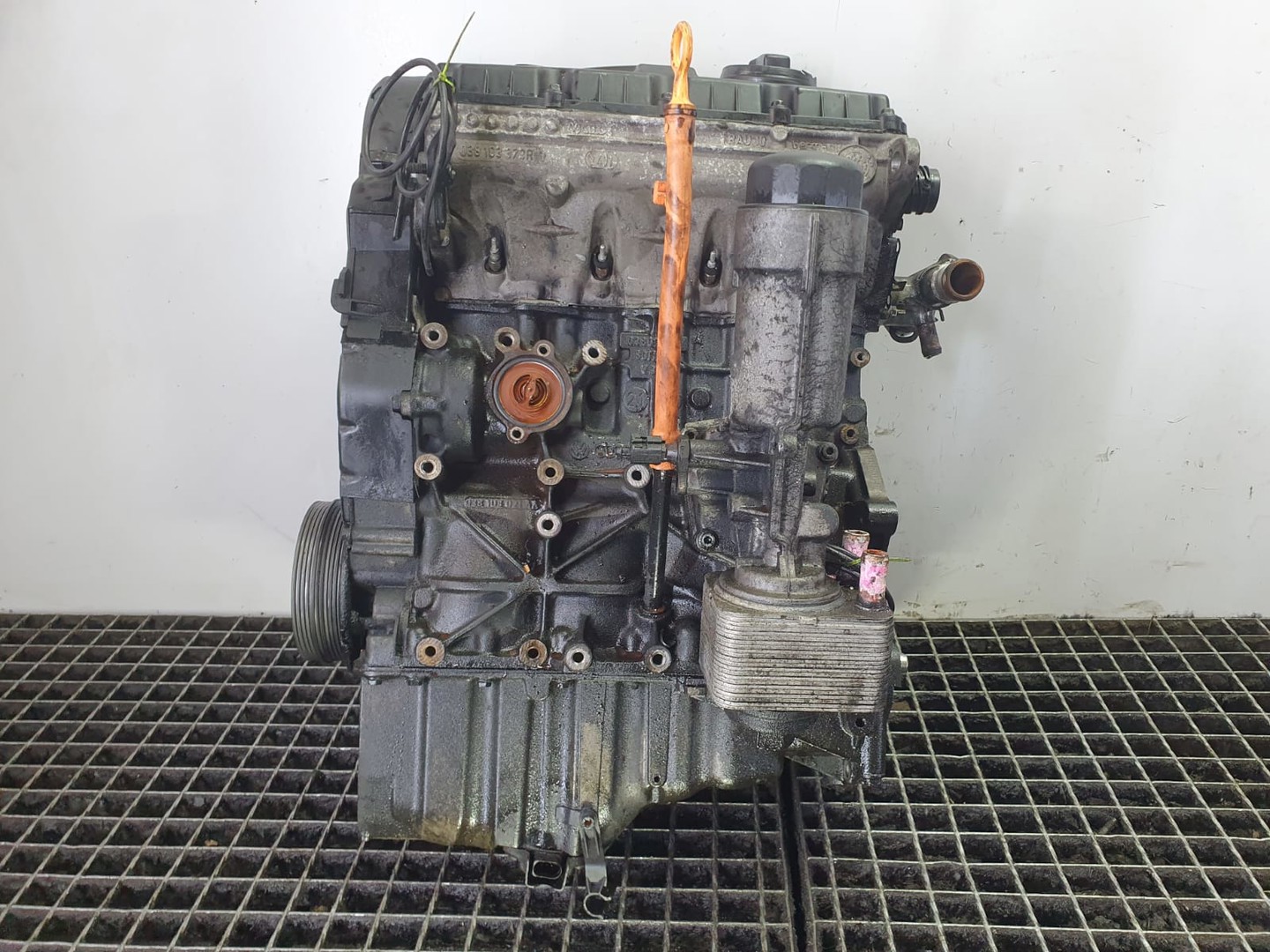 Motor complet fara anexe AWX Audi A4 B6 (2000 - 2005)