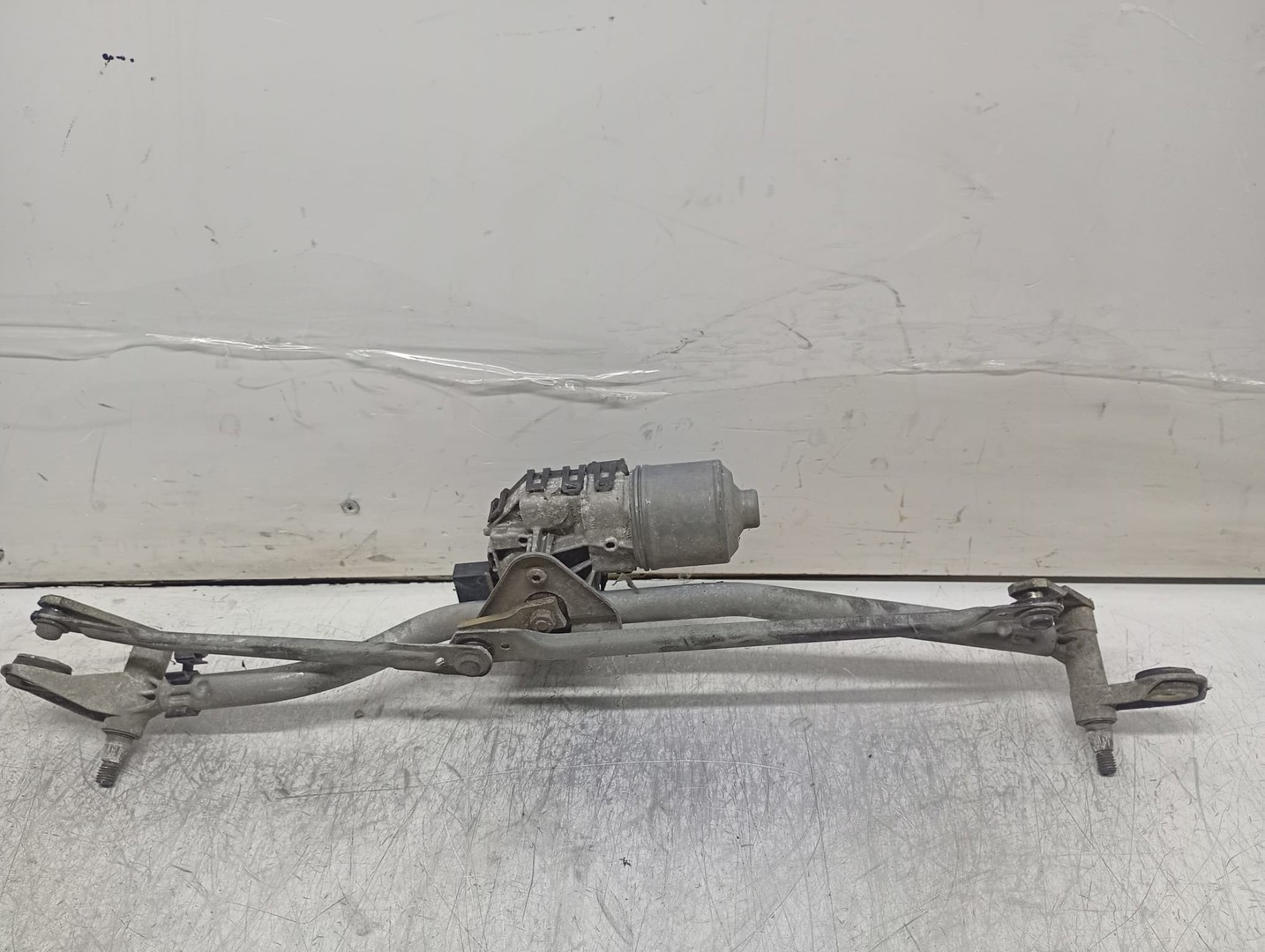 Ansamblu stergatoare parbriz 8e1955119 Audi A4 B6 (2000 - 2005)